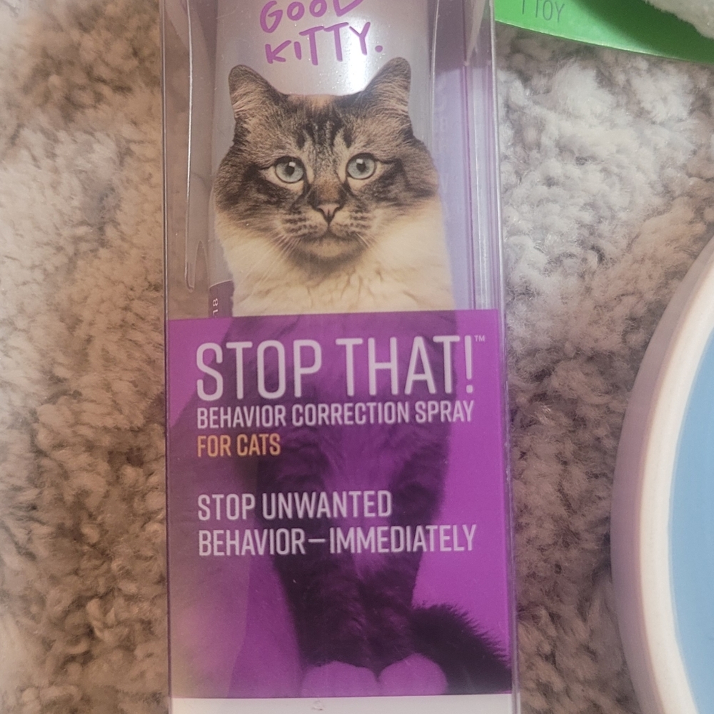3 pcs cat bundle, bowl, toy and behavior correction spray - Picture 3 of 6